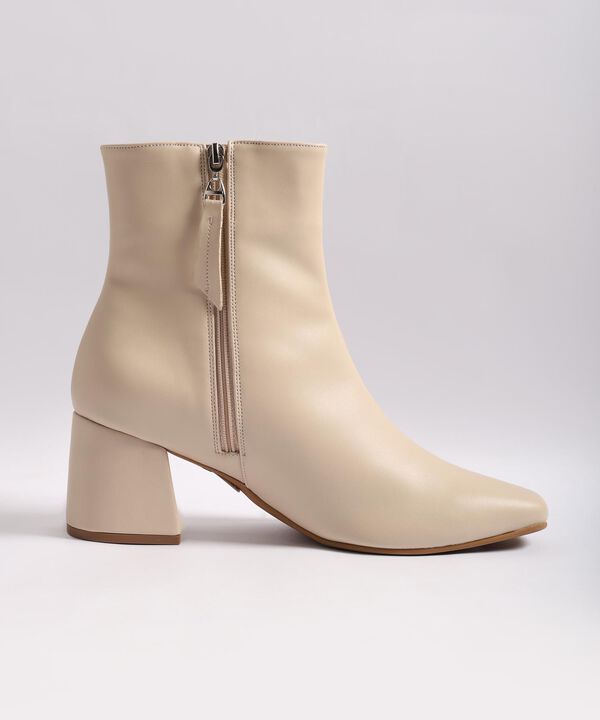 Botas Botines Ref. Btjc02 image number null