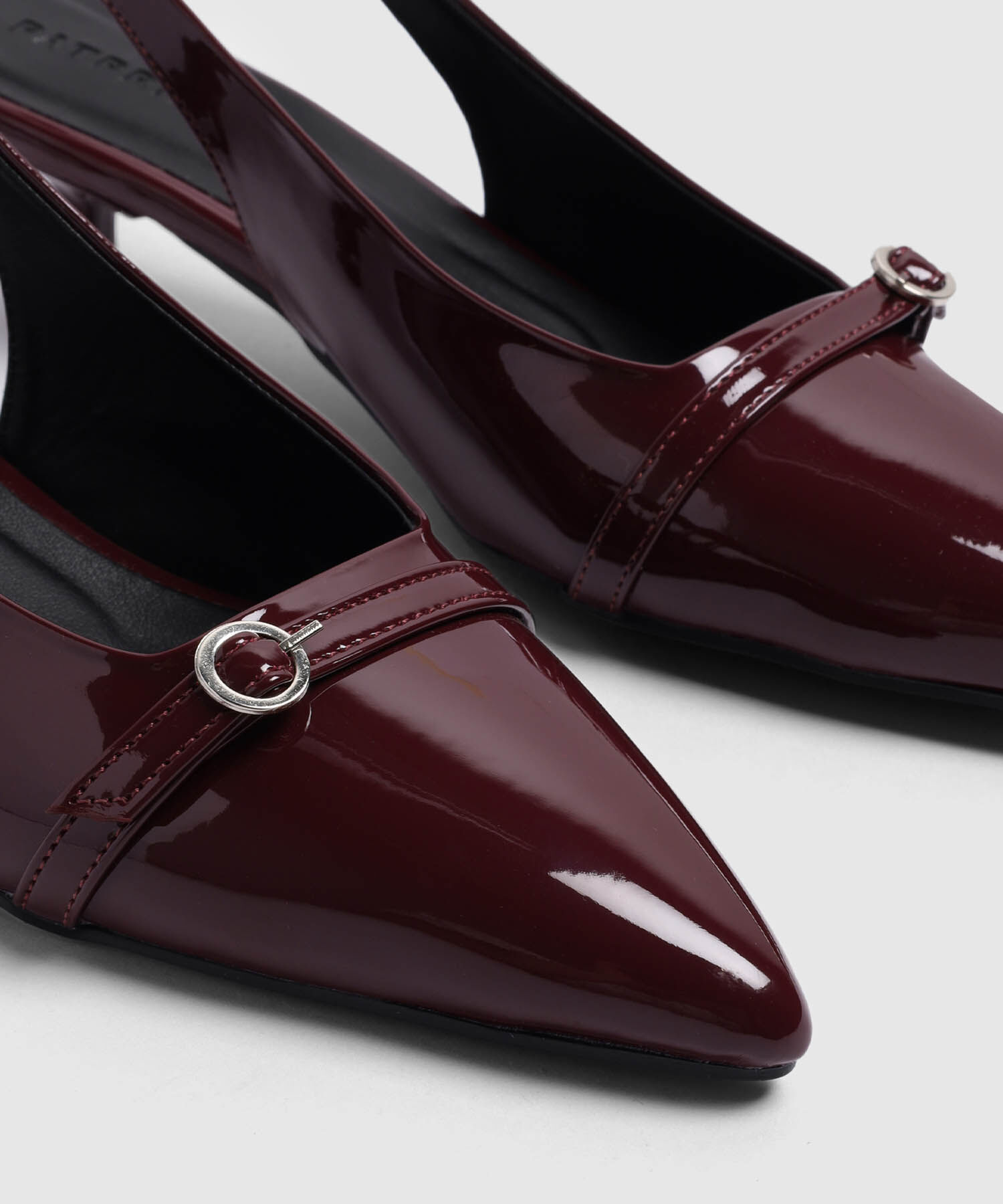 Zapato Slingback Punta Fina Y Tac&oacute;n