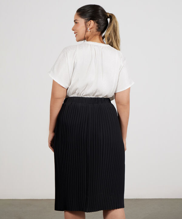 Blusa Manga Corta Texturizada image number null