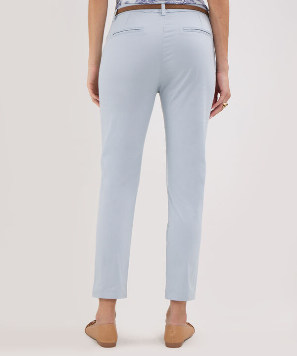 Pantalon Unicolor Chino Con Cinturon