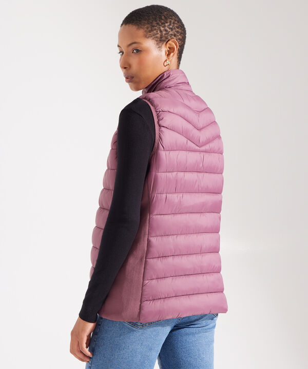 Chaleco Acolchado con Bolsillos en Rib image number null