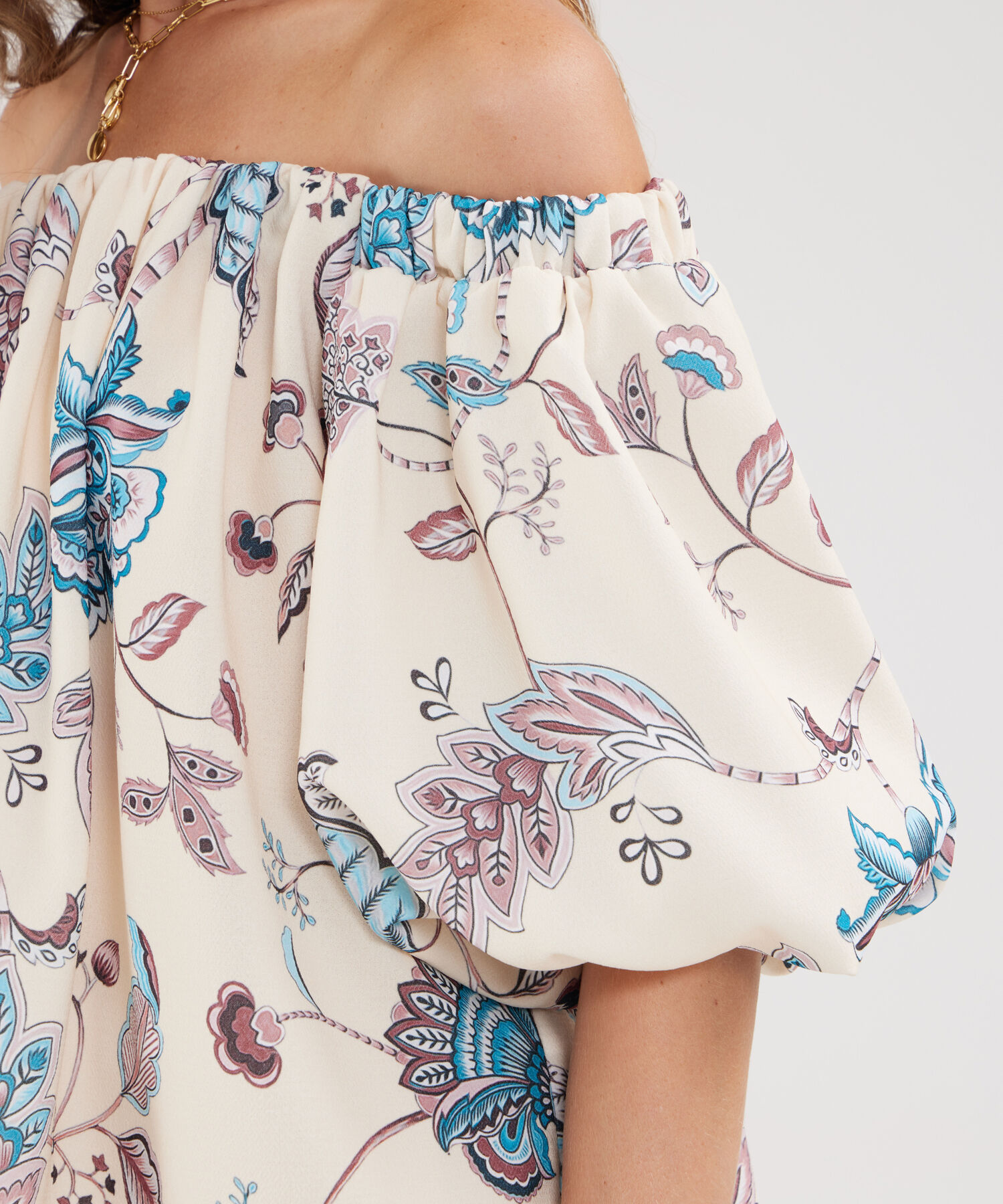 Blusa Encauchada Estampada Manga Al Codo