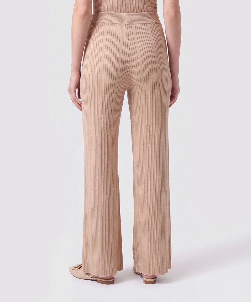 Pantal&oacute;n De Ca&iacute;da Fluida Mujer