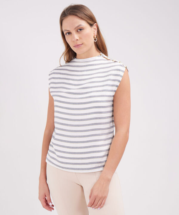Blusa Preteñida Cuello Alto image number null