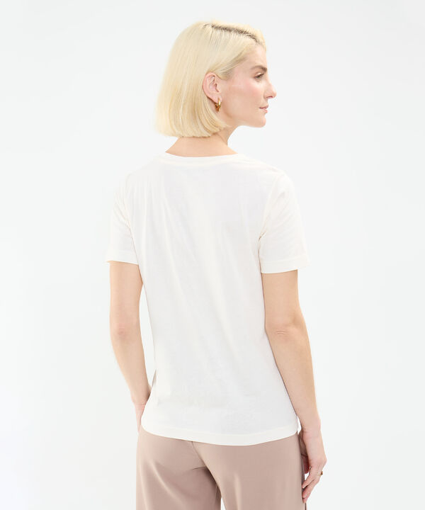 Camiseta Bordado Floral
