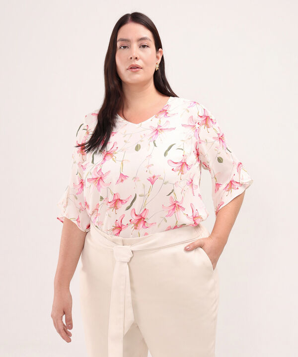 Blusa Estampada Con Volero En Mangas