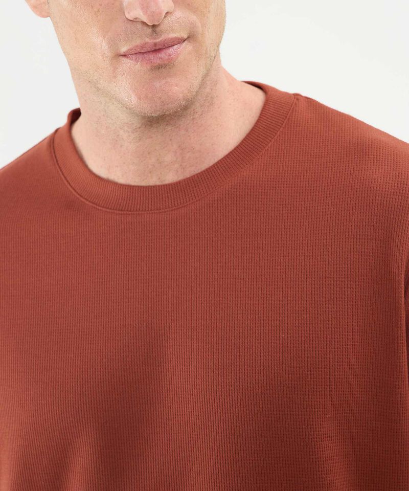Camiseta Boxy Unicolor Cuello Redondo