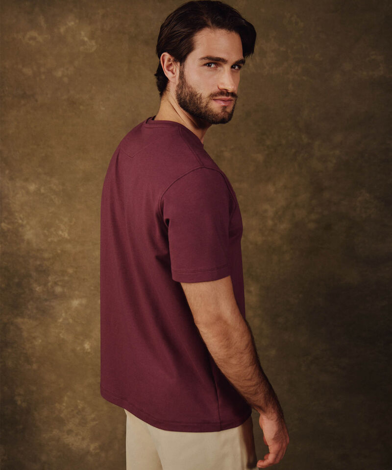 Camiseta B&aacute;sica con Bolsillo Para Hombre