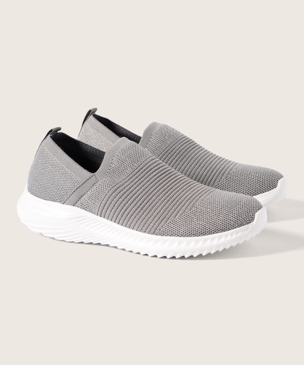 Tenis
