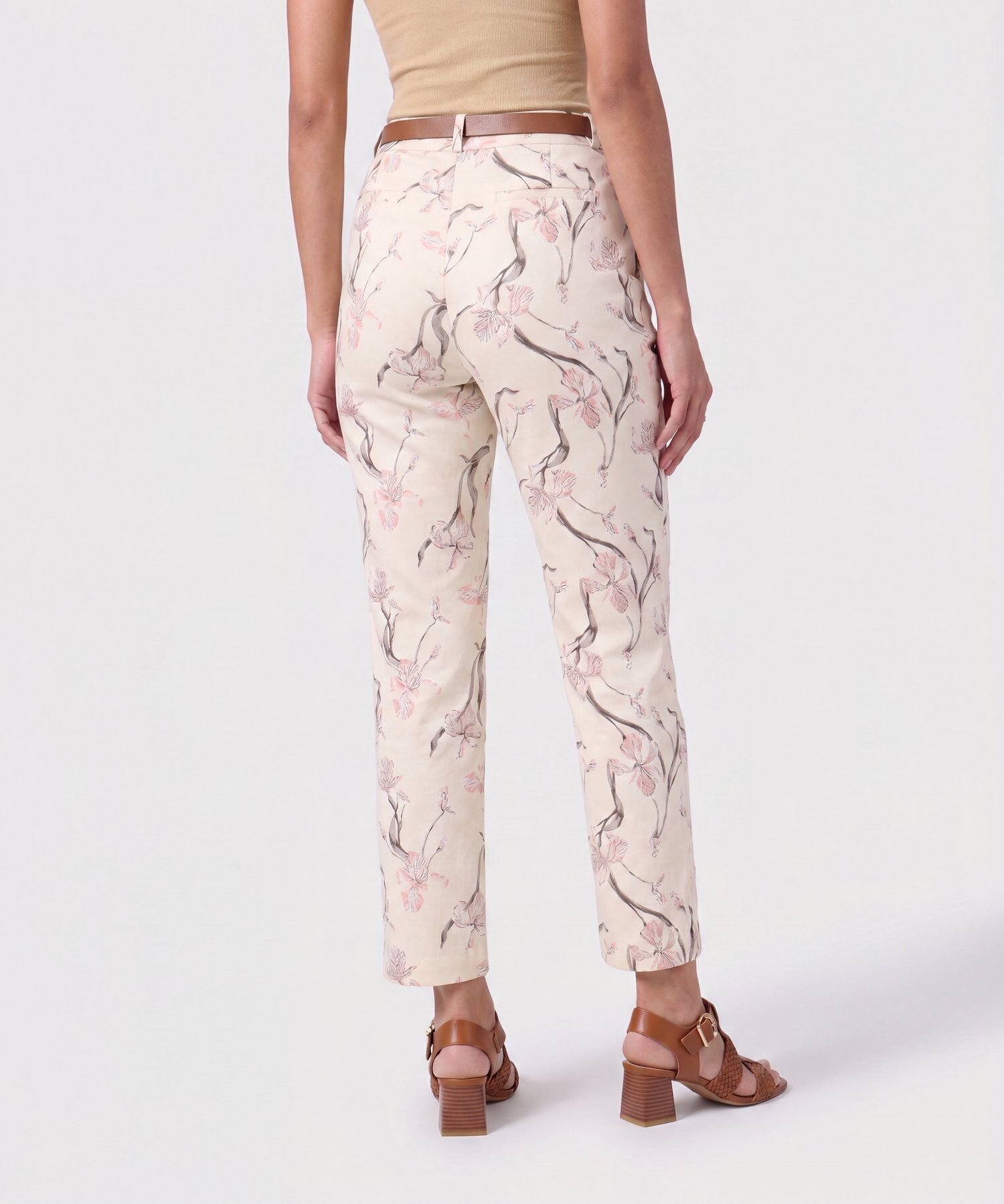 Pantal&oacute;n Tobillero Ajuste Sastre