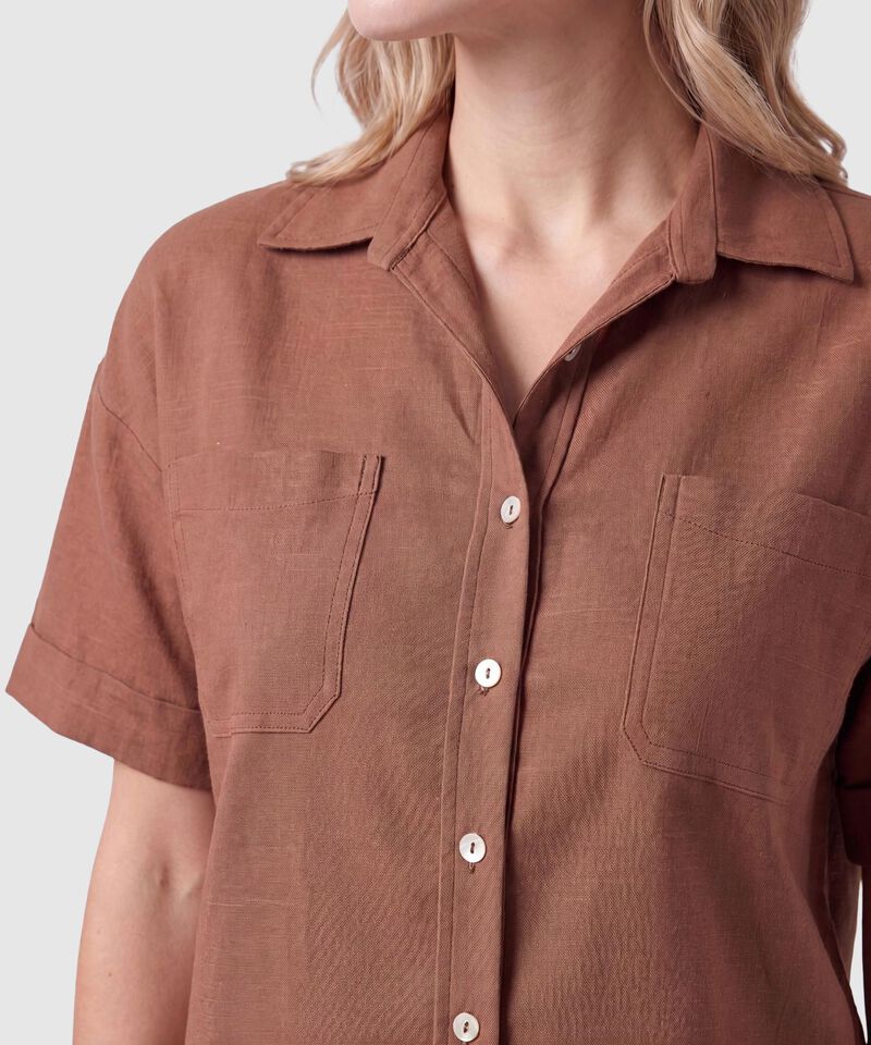 Camisa Manga Corta Con Bolsillos Mujer