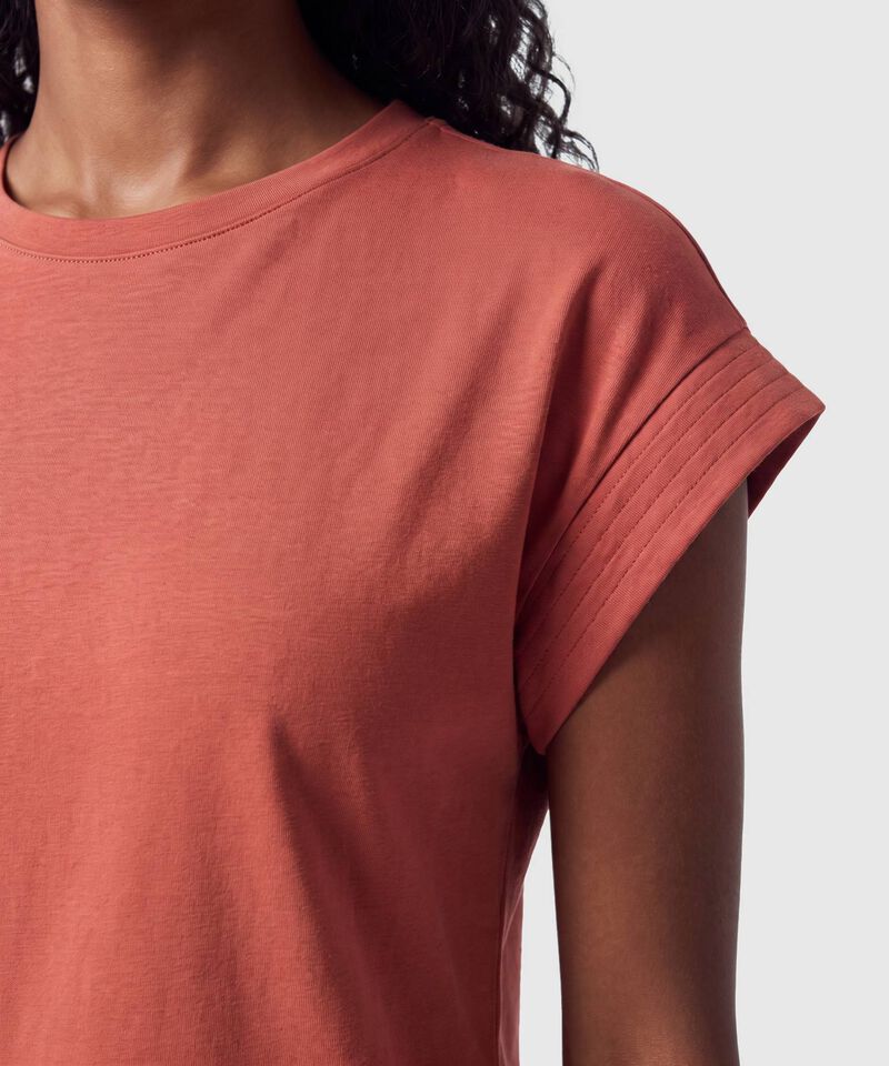 Camiseta Manga Corta Detalle Pliegue Mujer
