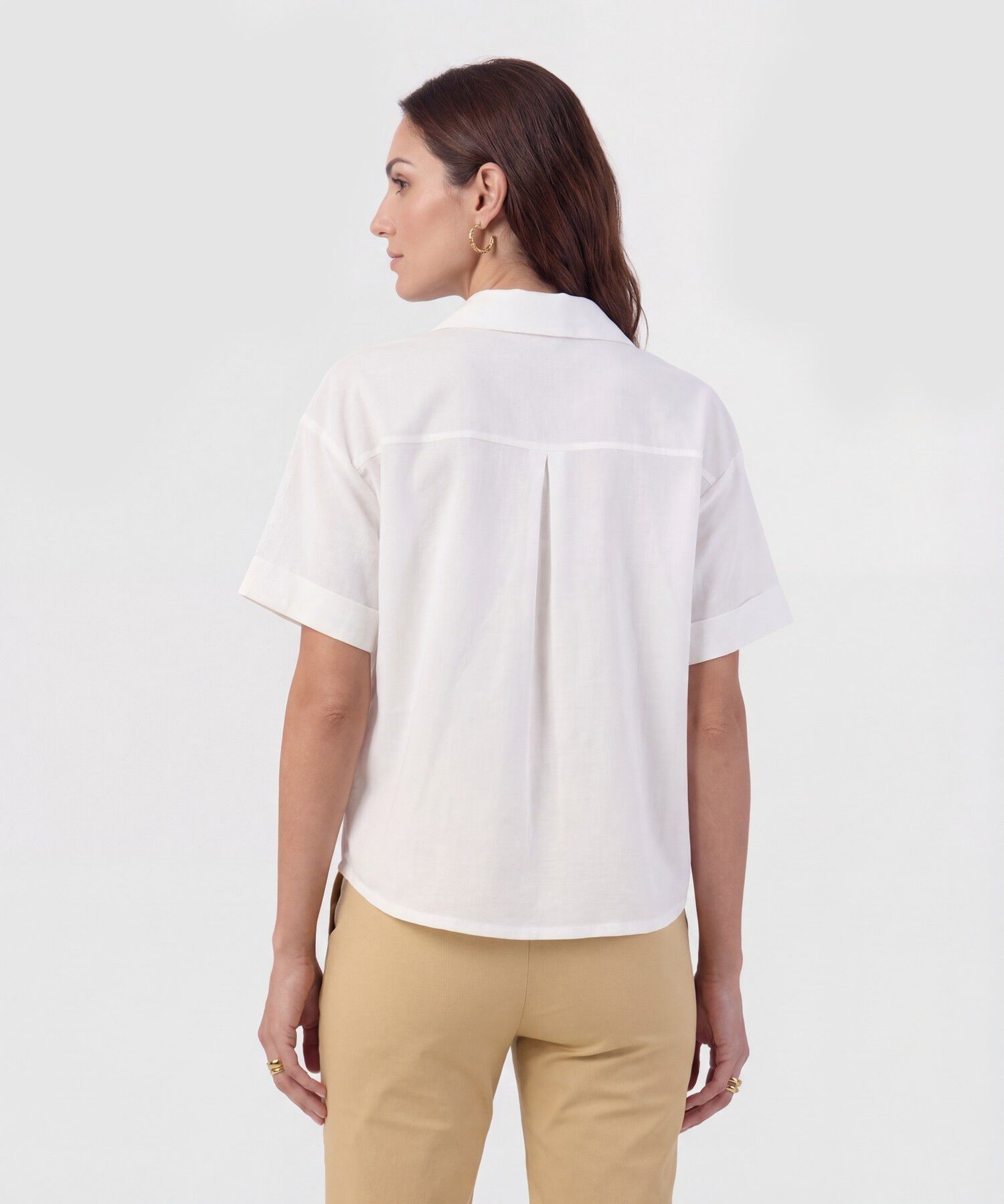 Camisa Resort Unicolor Con Bolsillos Mujer