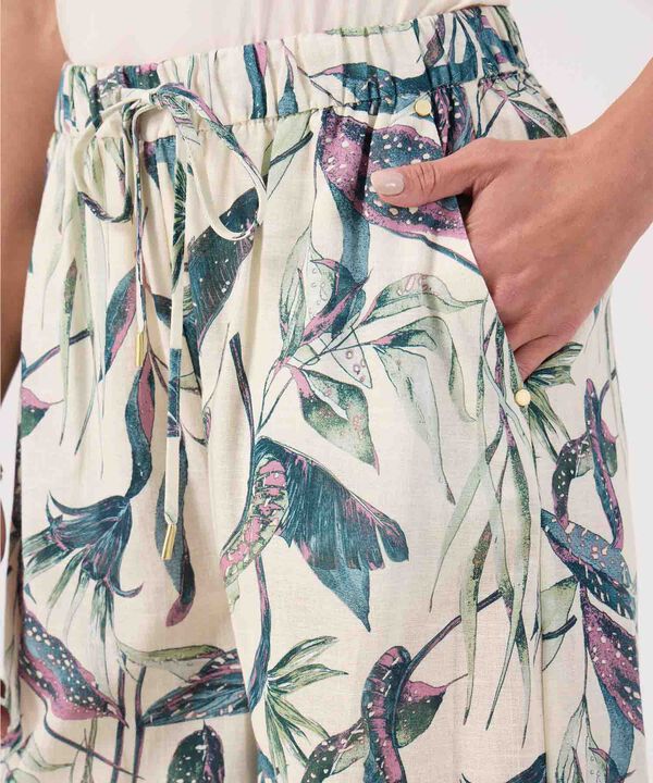 Pantalon estampado amplio  image number null