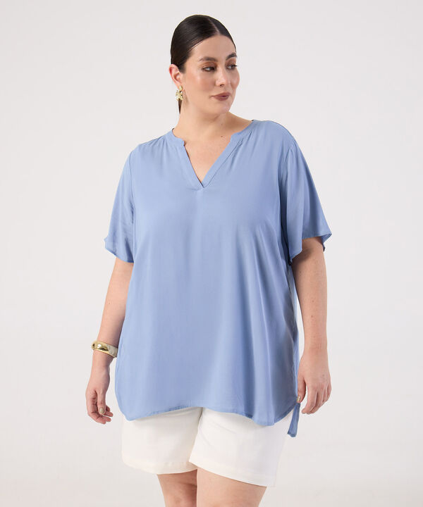 Blusa Fluida Cuello en V para Mujer Curvy image number null