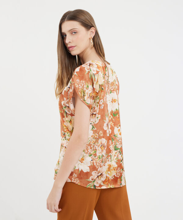 Blusa Manga Corta Tipo Petalo Estampada