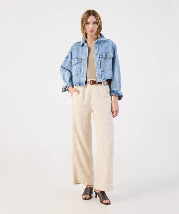 Camiseta Para Mujer Sin Mangascon Escote Redondo  image number null