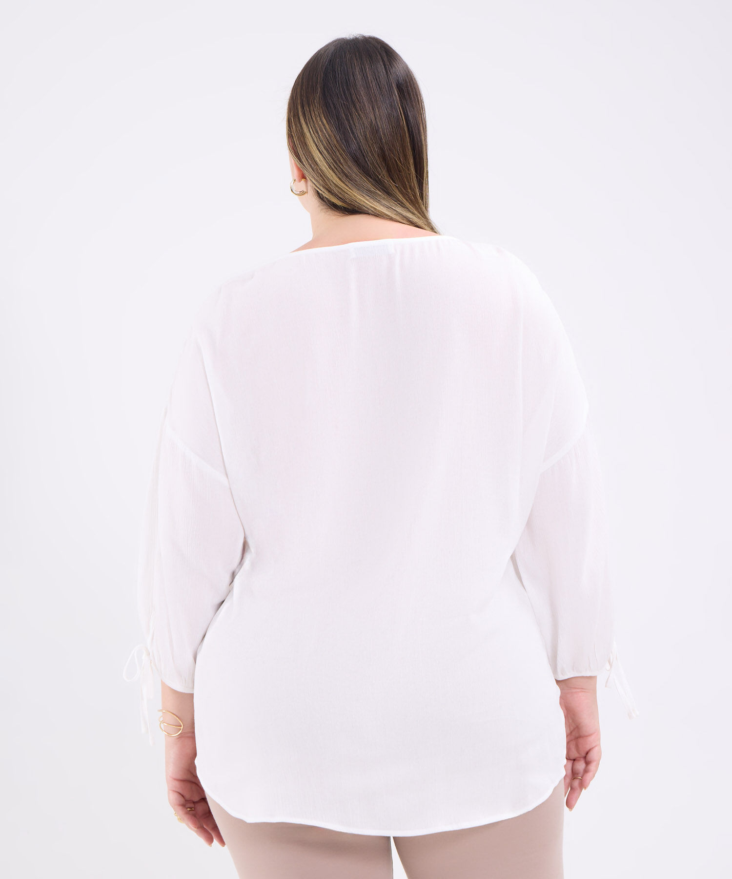 Blusa Manga ¾ Escotada