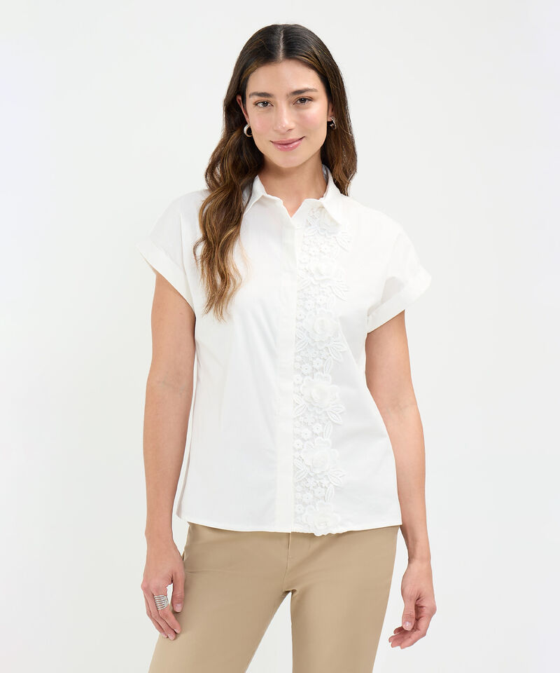Camisa con Aplique Bordado