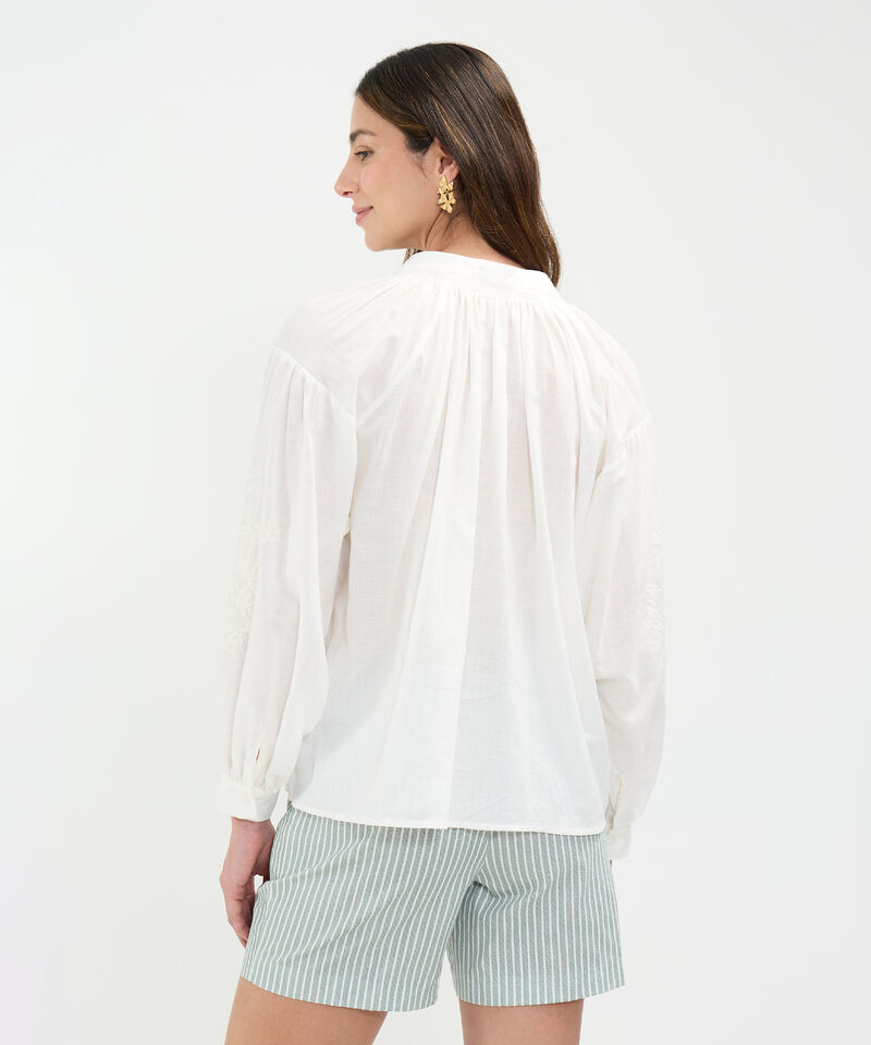 Blusa Bordada en Efecto Rústico