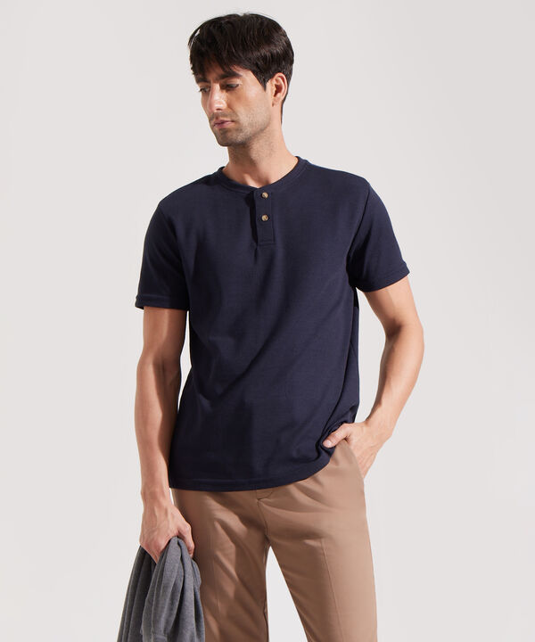 Camiseta Manga Corta Unicolor Cuello Henley