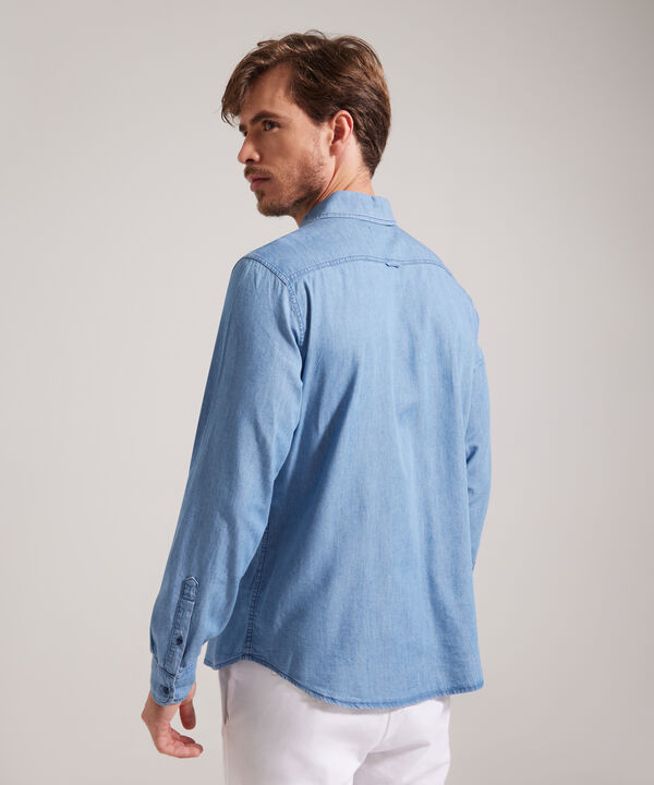 Camisa Regular Fit Tono Azul Medio Claro