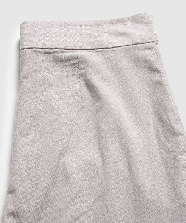 Pantalón en Efecto Lino image number null