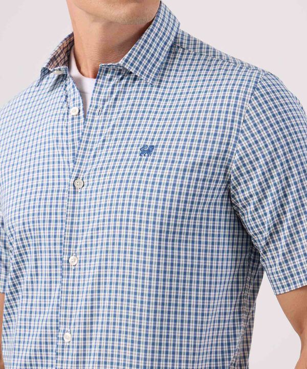Camisa Manga Corta Con Bolsillo image number null
