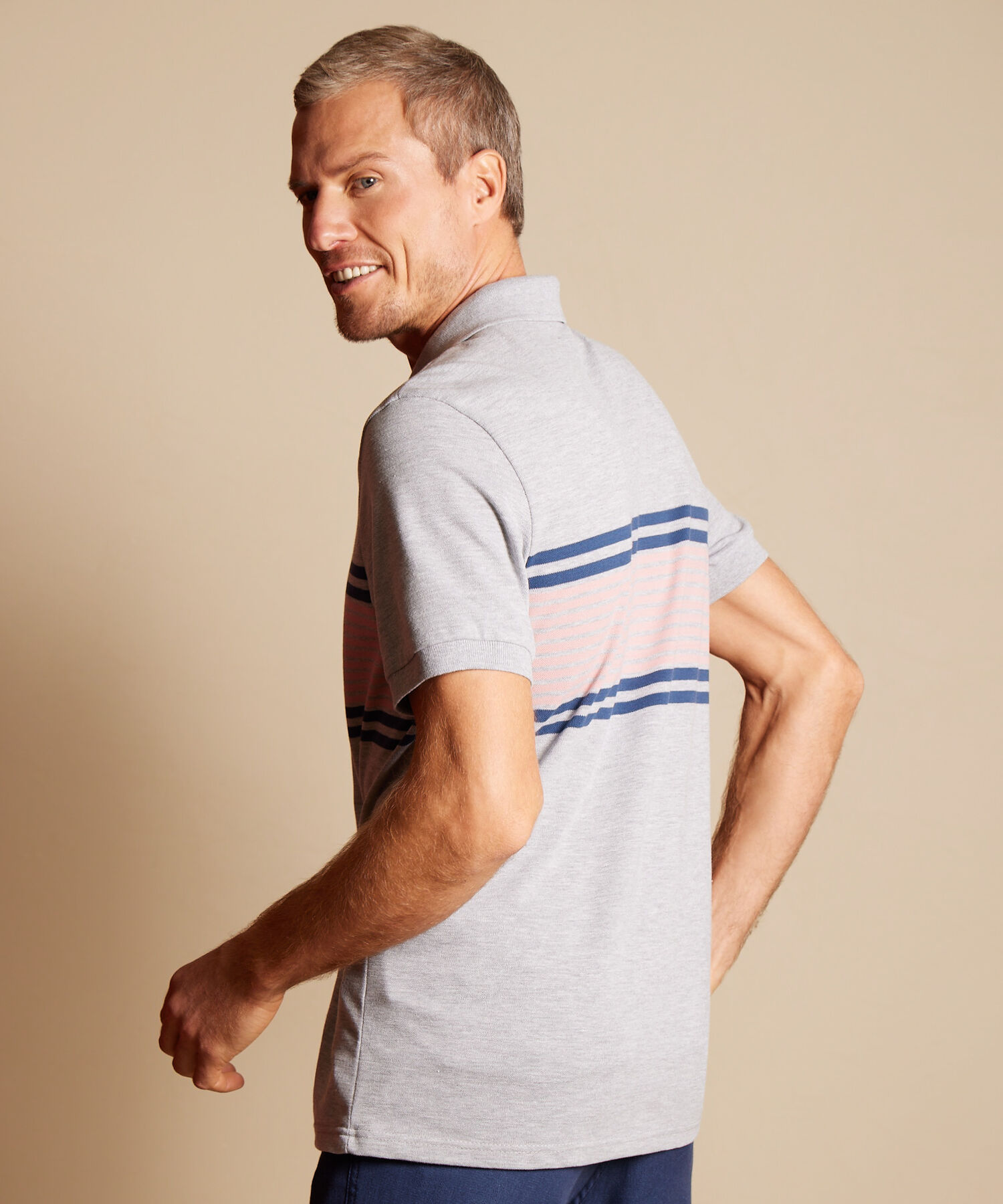 Polo Preteñida, Cuello Y Puños Tejidos Unicolor, Sin Bolsillo Y Silueta Regular Fit