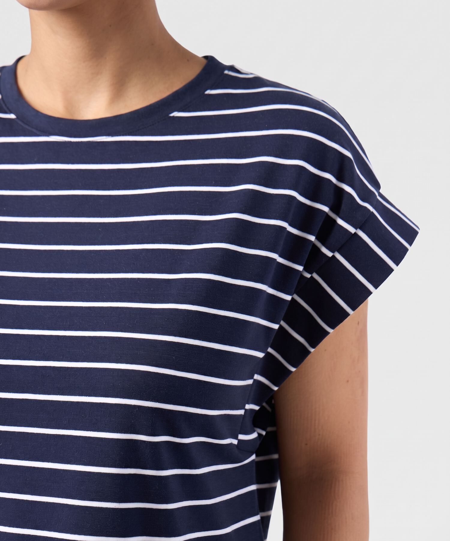 Camiseta Manga Corta A Rayas Para Mujer