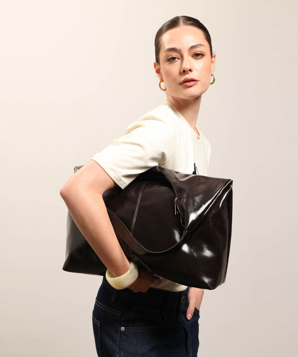 Bolso Hobo De Acabado Brillante Para Mujer image number null