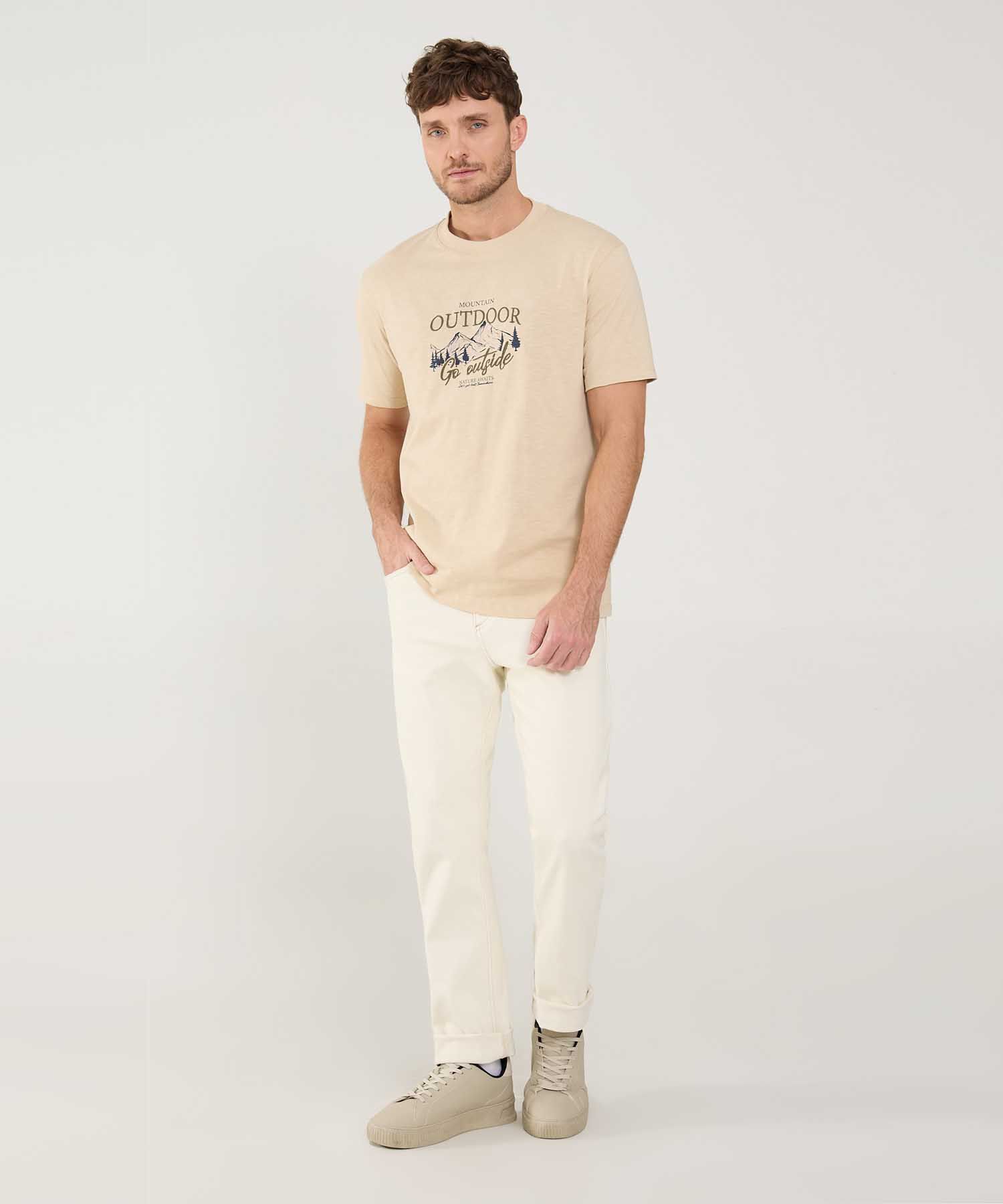 Camiseta con Bordado