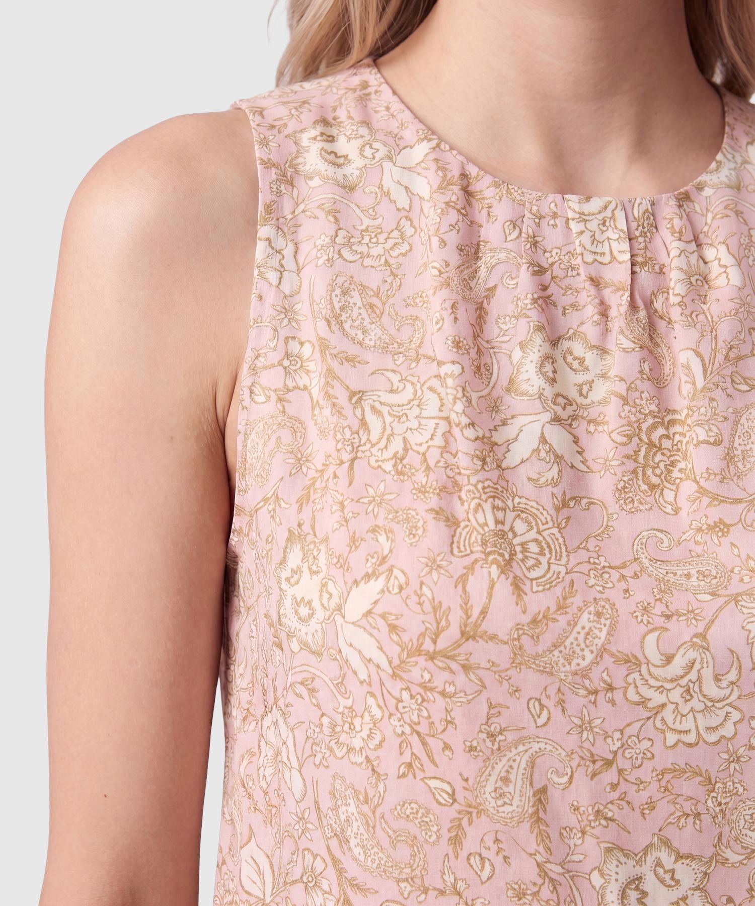 Blusa Sin Mangas Con Pliegues Para Mujer