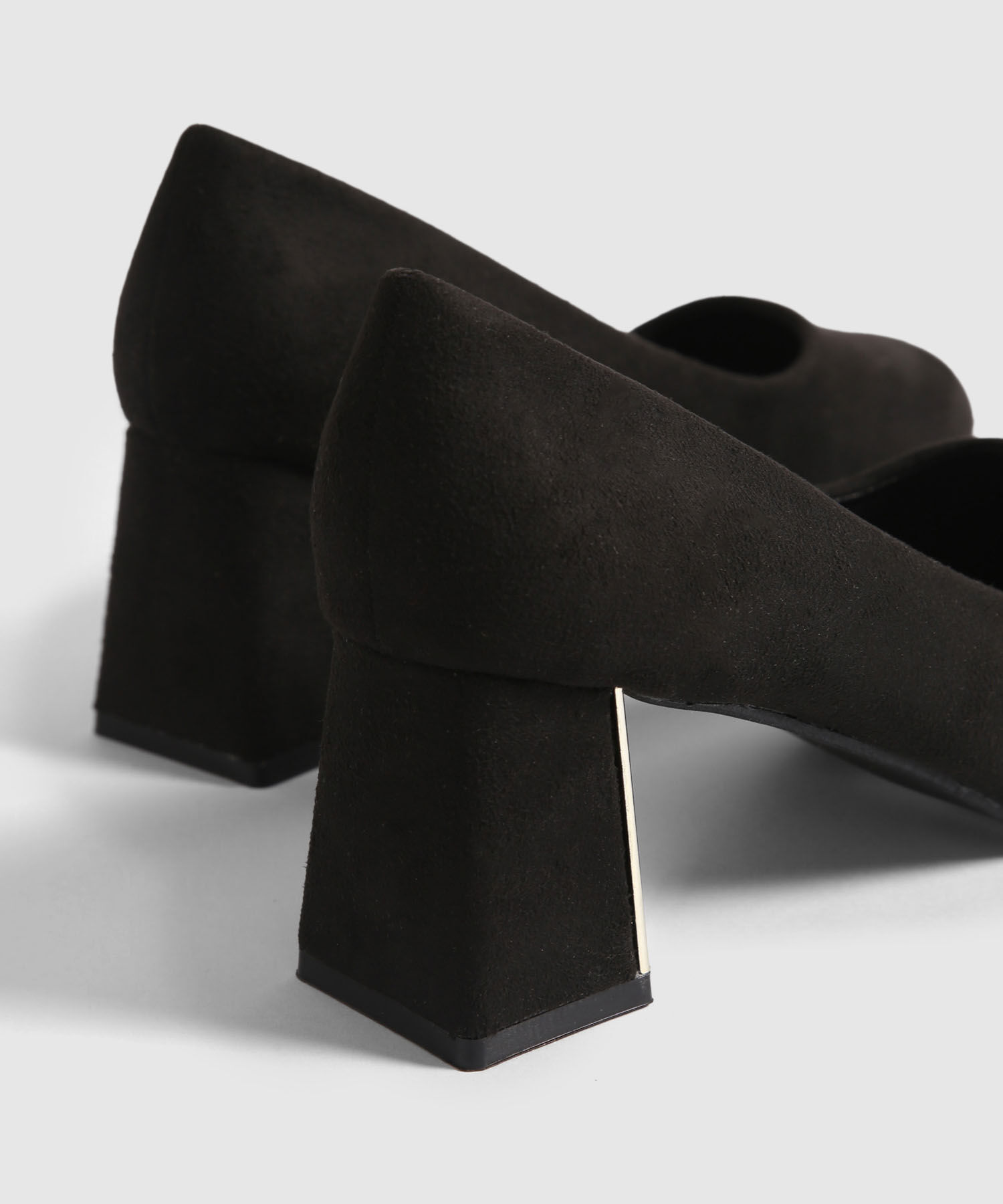 Tacones Gamuzados