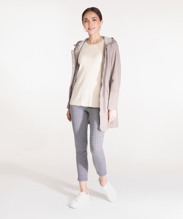 Leggings Prete&ntilde;ido Con Corte En Frente image number null
