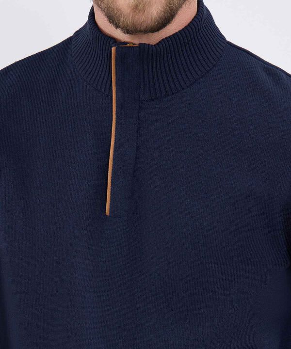 Saco Cuello Alto Con Pechera En Suede image number null