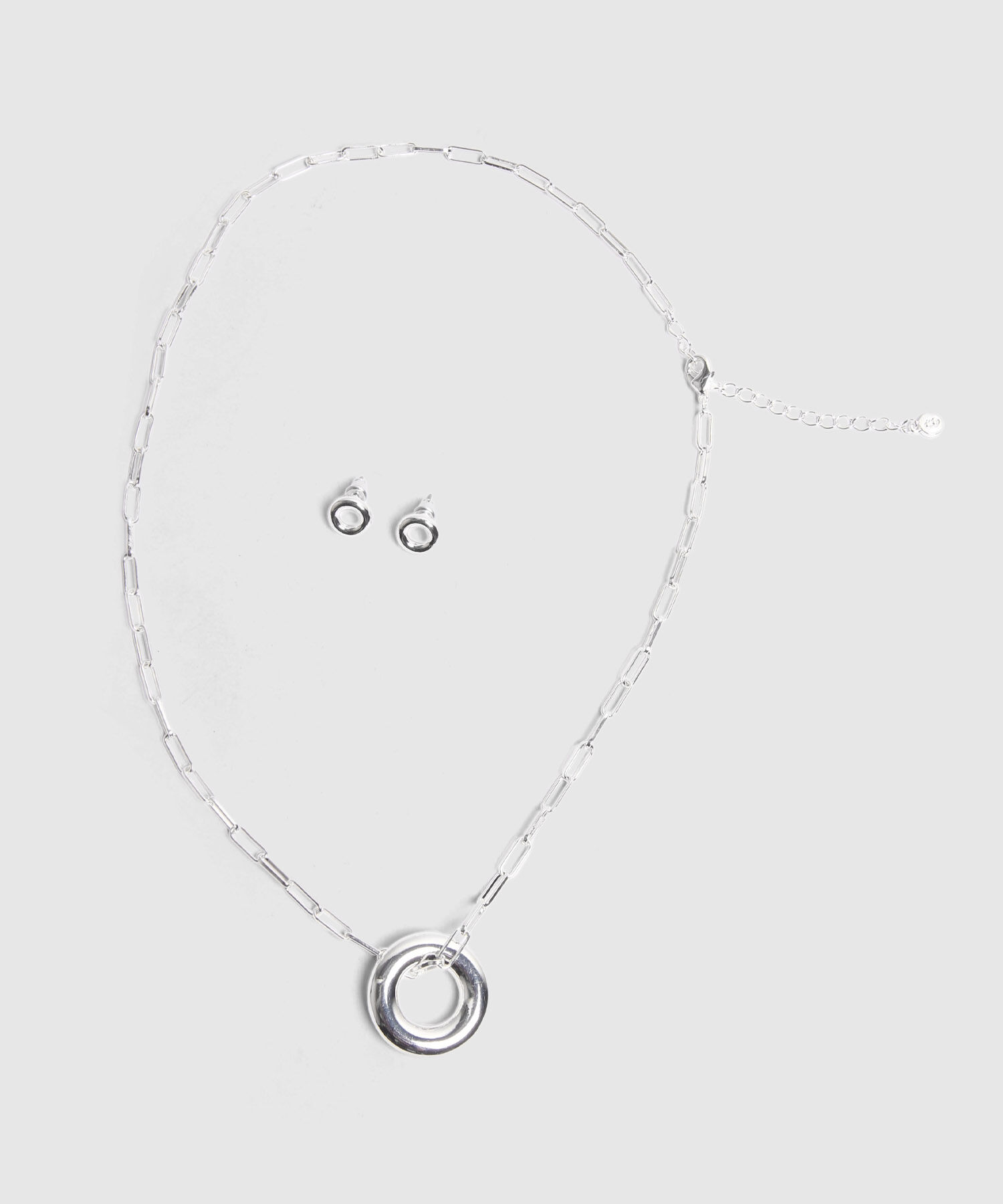 Set Plateado De Collar Y Aretes Con Aros 