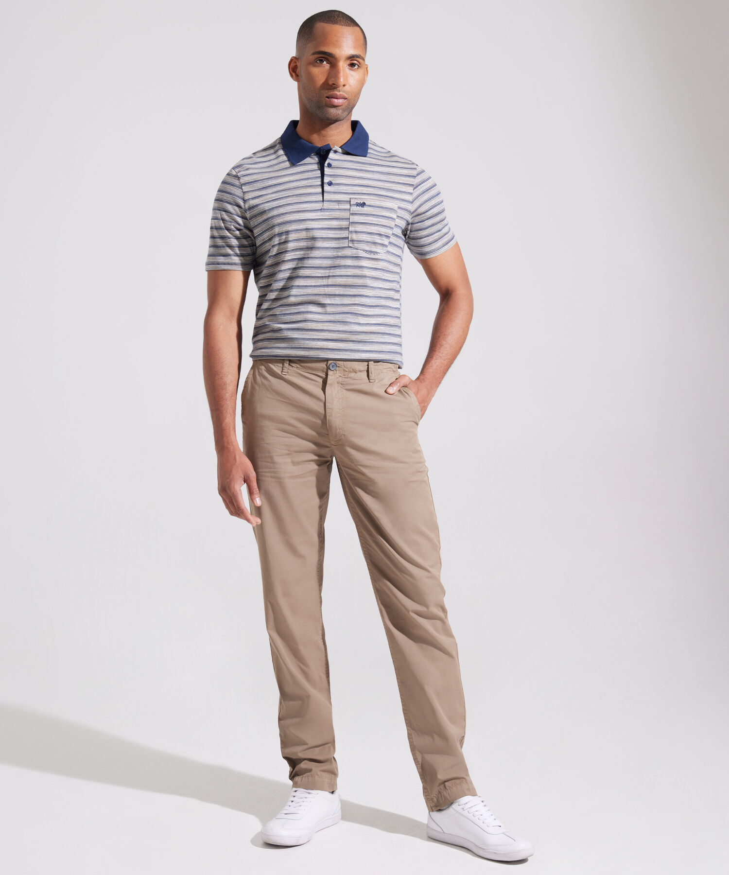 Pantalón Chino Teñido En Prenda