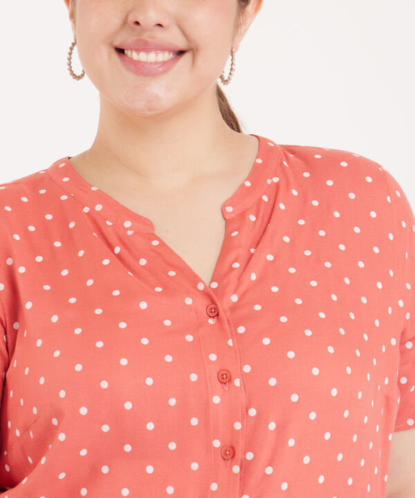 Blusa Manga Corta Con Abotonadura En Frente