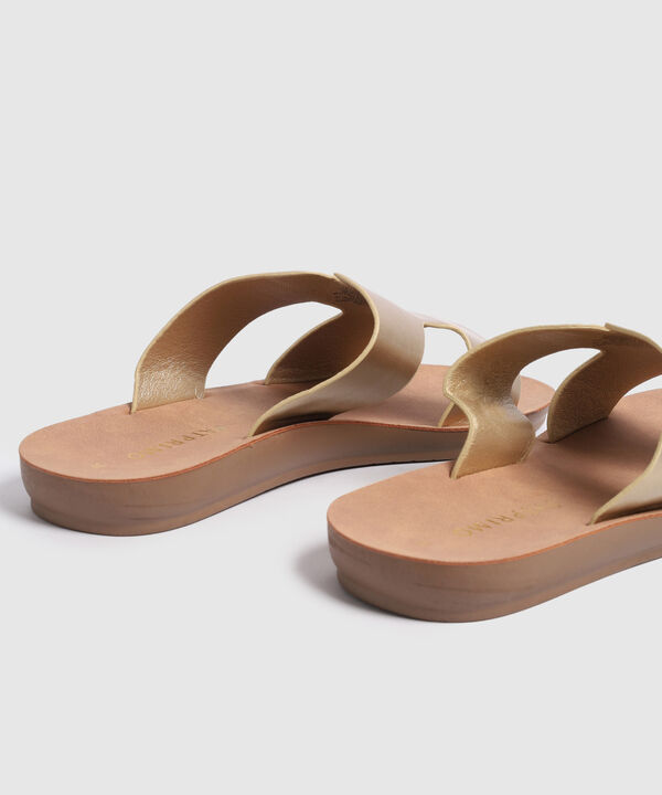 Sandalias Planas Con Acabado Metalizado Para Mujer