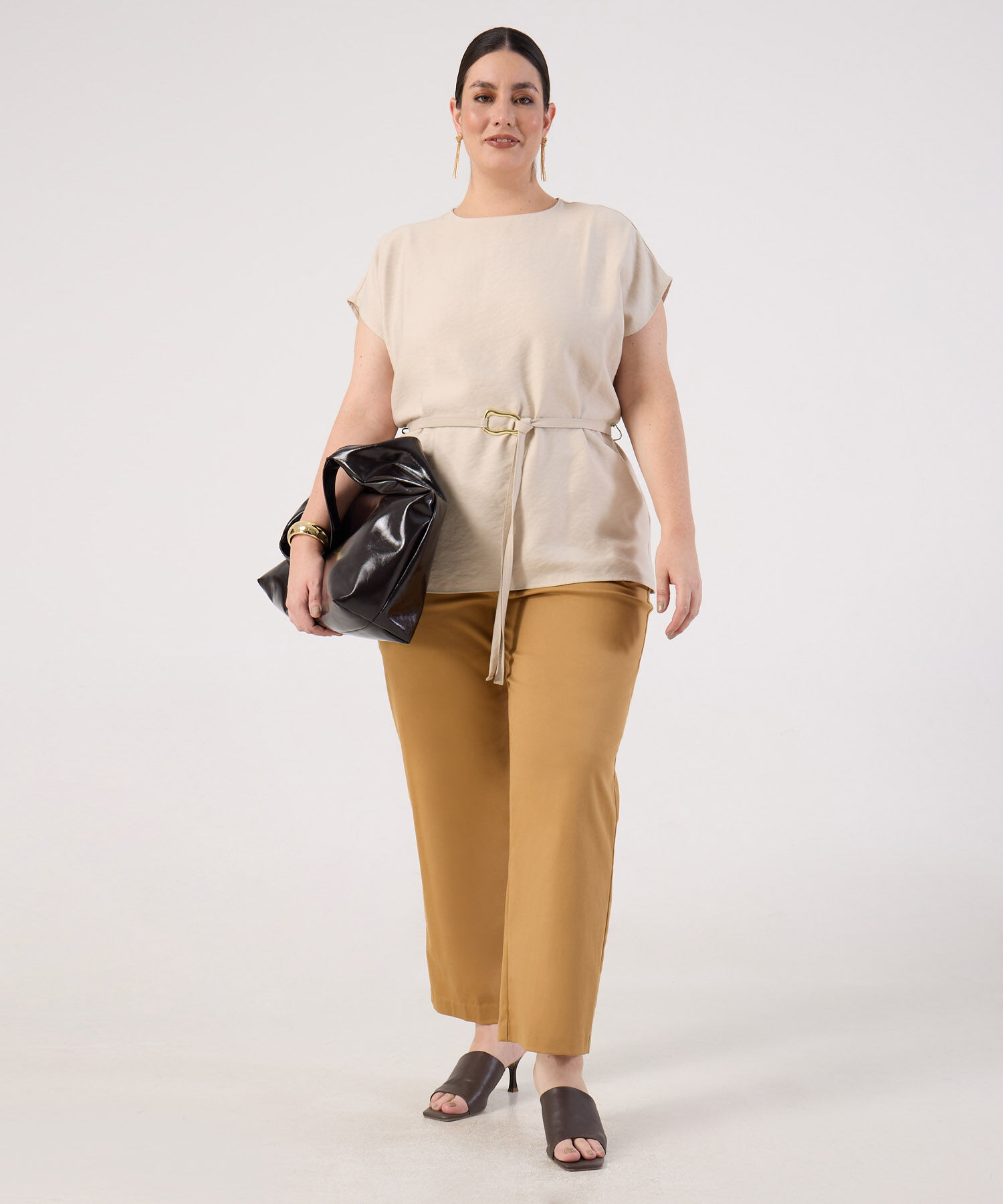 Blusa con cinturon para mujer curvy
