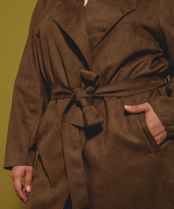 Chaqueta en Suede con Cinturón  image number null