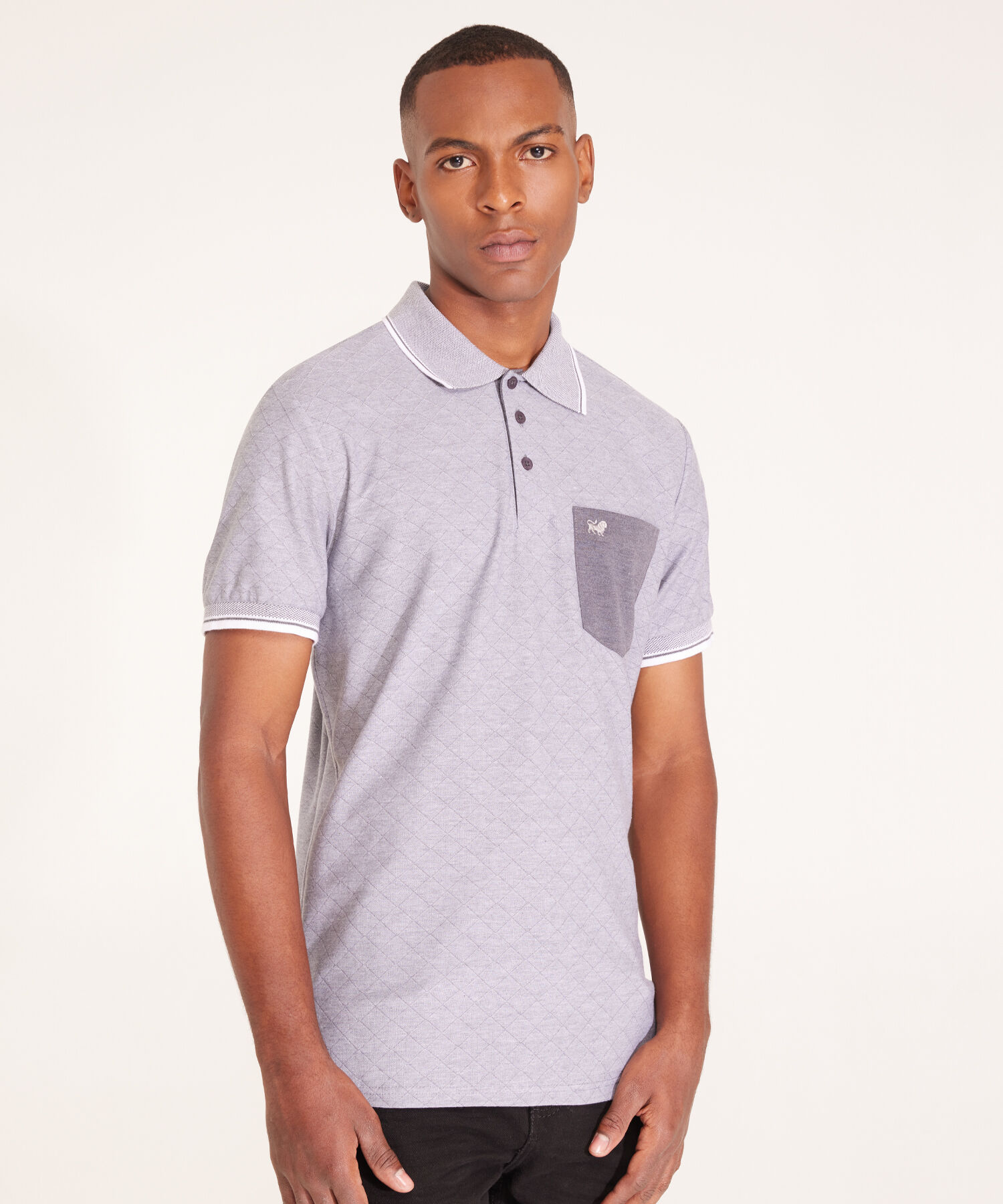 Polo Preteñida Texturizada, Cuello Y Puños Tejidos Con Bolsillo Y Silueta Regular Fit, Sunset Dust Línea Moda