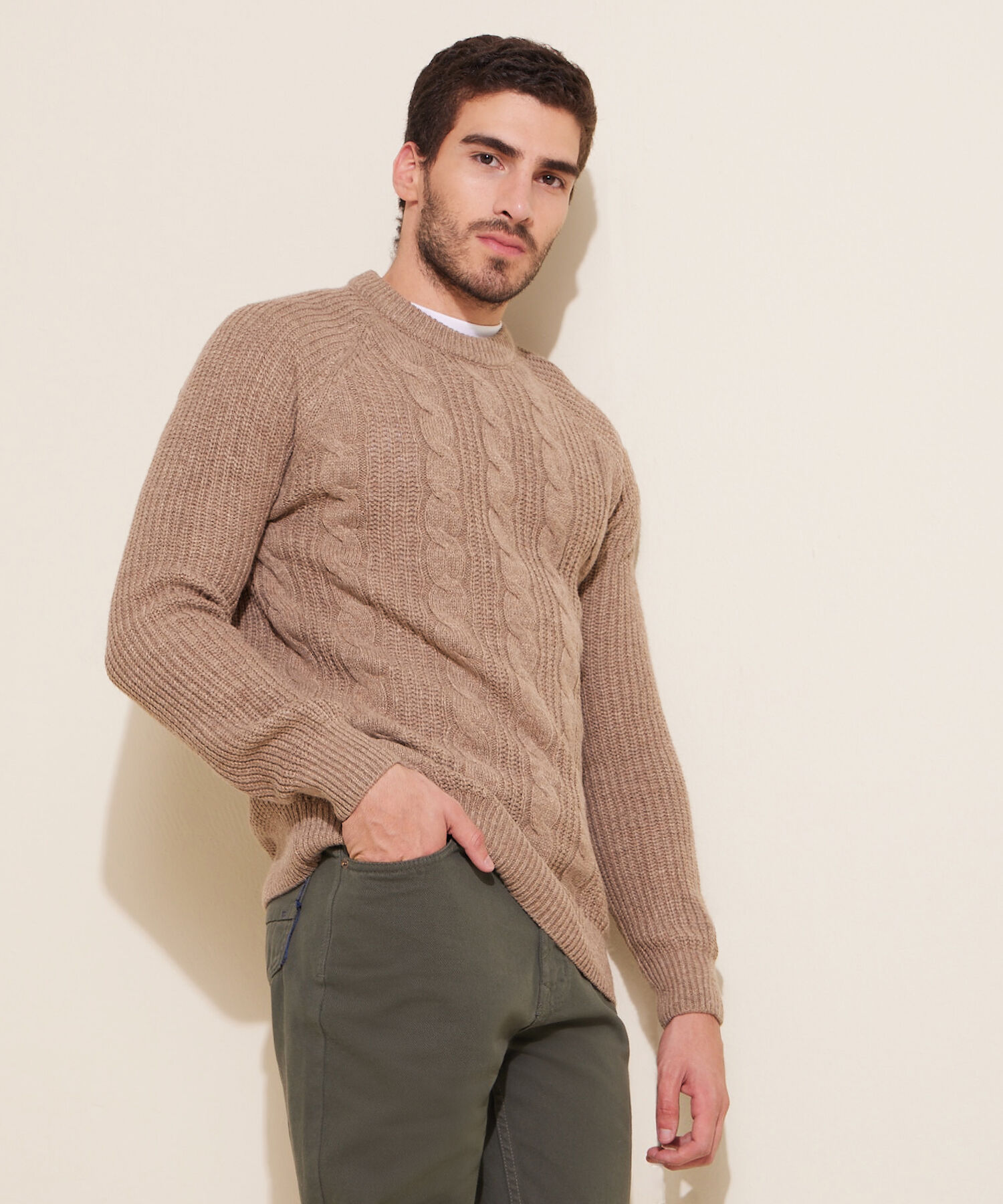 Saco Cuello Redondo Con Frente Trenzado