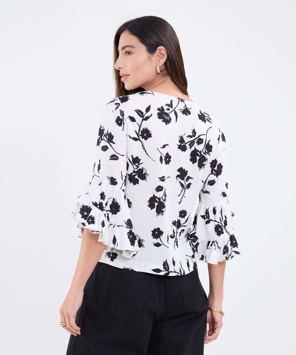Blusa Manga ¾ Estampada Floral