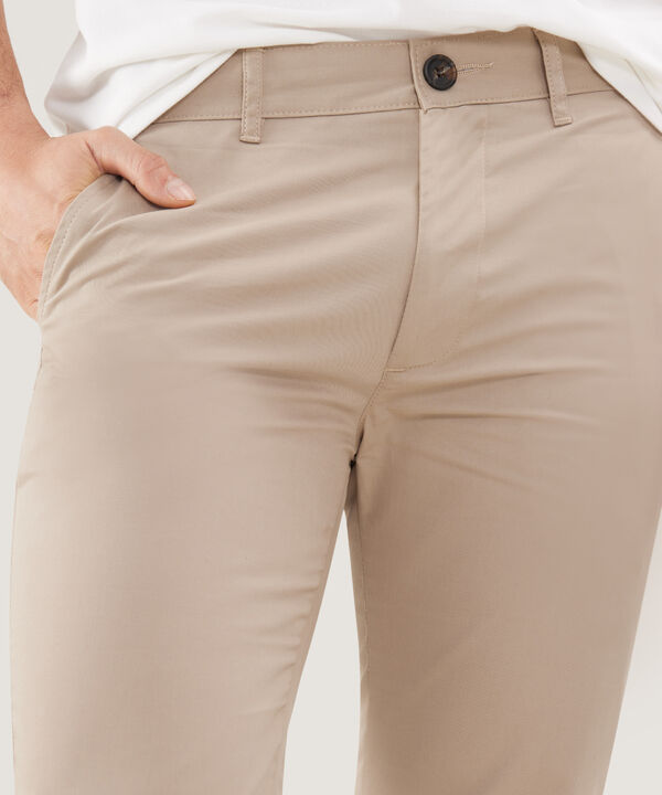 Pantalón Chino Unicolor, Silueta Slim Fit