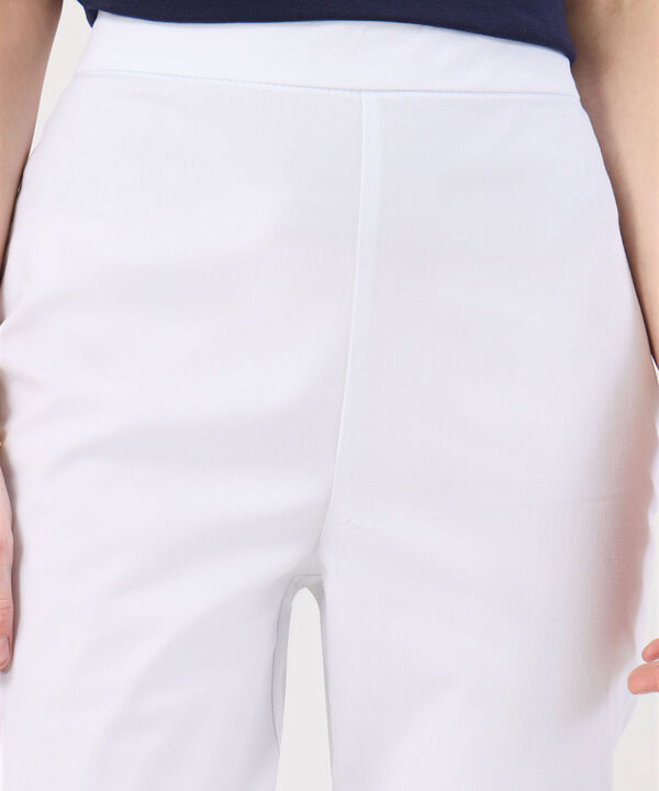 Pantalon Capri Unicolor image number null