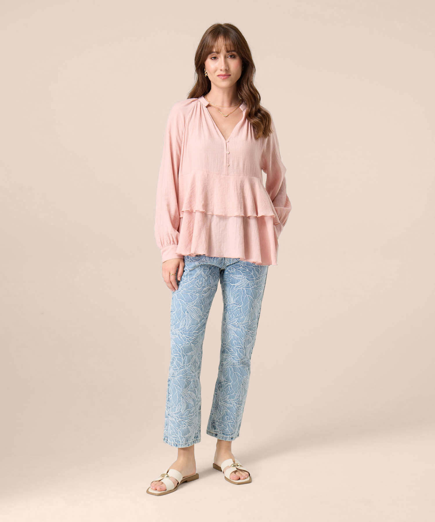 Jeans Straight Con Bordado Floral Para Mujer