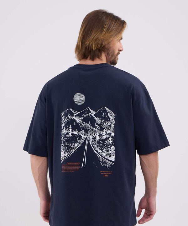 Camiseta con Bordado