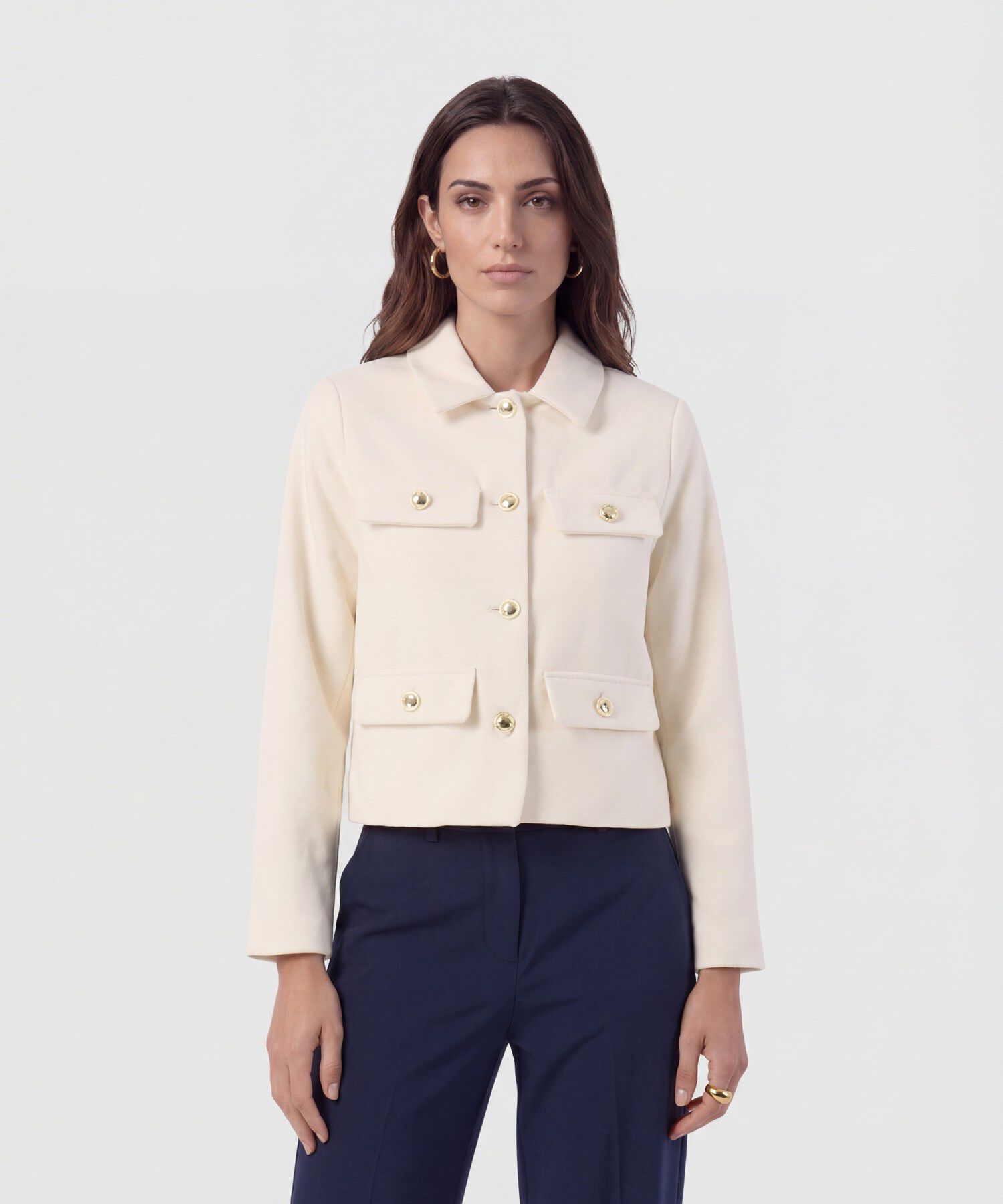 Chaqueta Corta Con Botones Dorados Para Mujer